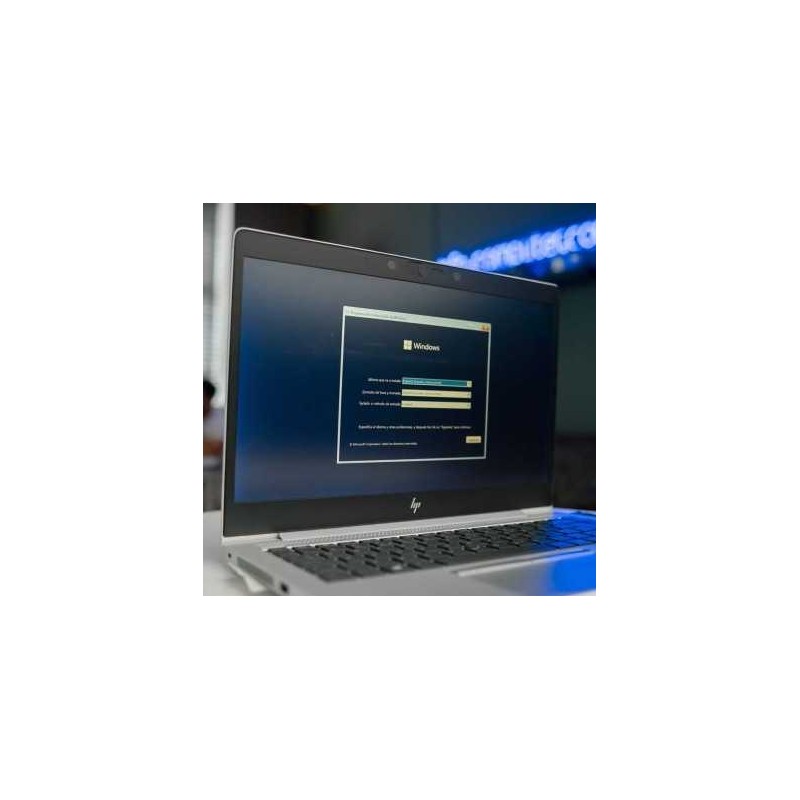 Dell Latitude 5400 Core i5 8265U 1.6 GHz | Windows 11 | Marcas en pantalla | Batería nueva